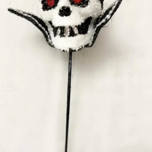 Halloween Black and White Skull Beaded and Rhinestone Vampire Skeleton Pick - Picture 4 of 6